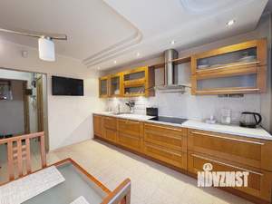 3-к квартира, на длительный срок, 105м2, 3/9 этаж