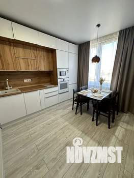 Студия квартира, посуточно, 31м2, 13/14 этаж