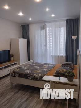 Студия квартира, посуточно, 30м2, 6/16 этаж