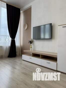 Студия квартира, посуточно, 31м2, 18/19 этаж