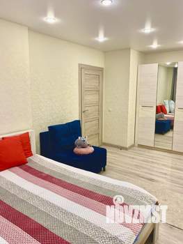 1-к квартира, посуточно, 38м2, 3/21 этаж