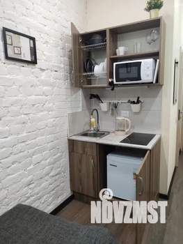 Студия квартира, посуточно, 15м2, 2/6 этаж