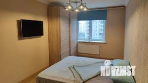 1-к квартира, посуточно, 36м2, 9/16 этаж