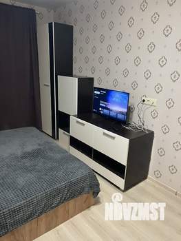 1-к квартира, посуточно, 42м2, 5/10 этаж