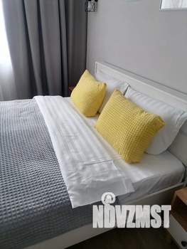 1-к квартира, посуточно, 32м2, 8/9 этаж