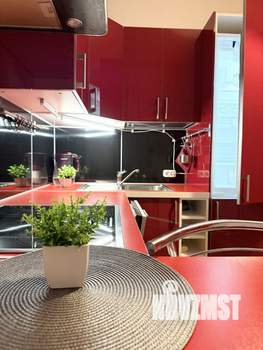 1-к квартира, посуточно, 42м2, 9/15 этаж