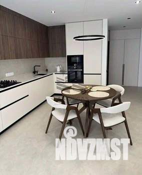 2-к квартира, на длительный срок, 85м2, 3/12 этаж