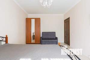 1-к квартира, посуточно, 42м2, 1/1 этаж
