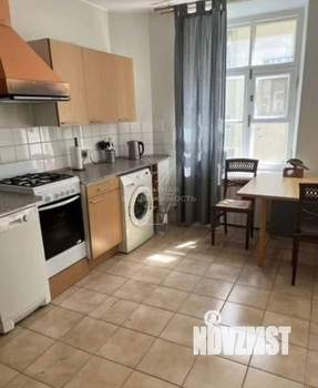 2-к квартира, на длительный срок, 93м2, 3/3 этаж