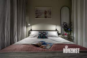 1-к квартира, посуточно, 44м2, 3/5 этаж