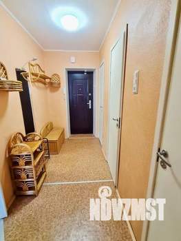 1-к квартира, посуточно, 38м2, 3/9 этаж