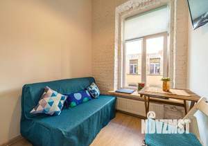 1-к квартира, посуточно, 12м2, 1/1 этаж