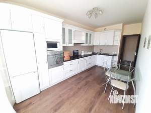 2-к квартира, на длительный срок, 65м2, 10/12 этаж
