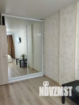 1-к квартира, посуточно, 33м2, 4/25 этаж