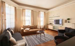 4-к квартира, на длительный срок, 125м2, 3/5 этаж