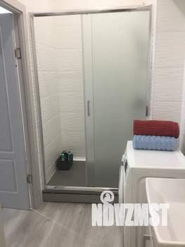 2-к квартира, посуточно, 42м2, 4/6 этаж