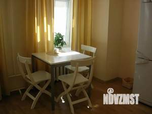 Студия квартира, посуточно, 43м2, 2/5 этаж
