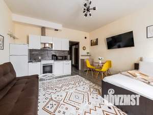 Студия квартира, посуточно, 36м2, 2/10 этаж