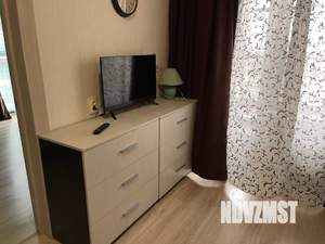 1-к квартира, посуточно, 43м2, 16/23 этаж