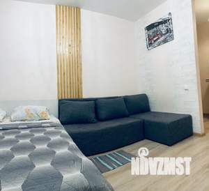 Студия квартира, посуточно, 29м2, 4/20 этаж