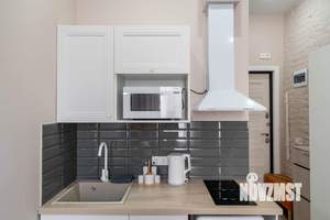 Студия квартира, посуточно, 15м2, 2/6 этаж