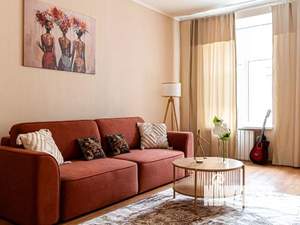 2-к квартира, посуточно, 83м2, 1/1 этаж