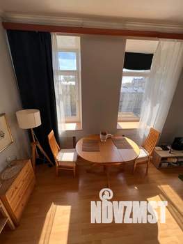 Студия квартира, посуточно, 40м2, 6/6 этаж