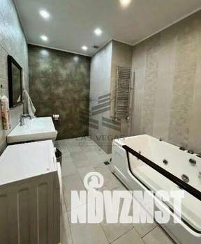 2-к квартира, на длительный срок, 86м2, 7/10 этаж