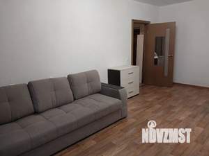 1-к квартира, посуточно, 35м2, 9/25 этаж