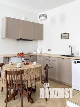 Студия квартира, посуточно, 30м2, 1/5 этаж