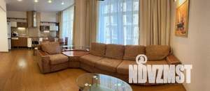 3-к квартира, посуточно, 94м2, 2/5 этаж