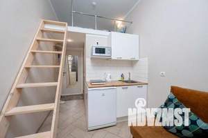 1-к квартира, посуточно, 13м2, 1/1 этаж