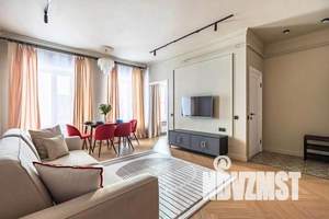 3-к квартира, посуточно, 56м2, 2/6 этаж