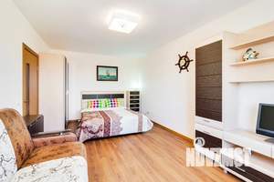 1-к квартира, посуточно, 40м2, 11/25 этаж
