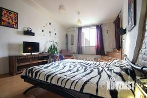 3-к квартира, на длительный срок, 125м2, 5/5 этаж