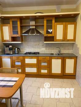 4-к квартира, посуточно, 102м2, 3/5 этаж