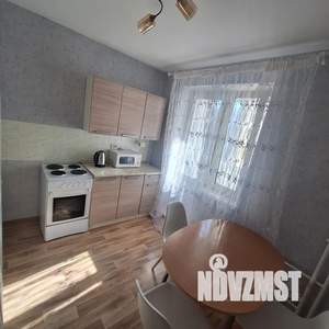 1-к квартира, посуточно, 38м2, 16/17 этаж