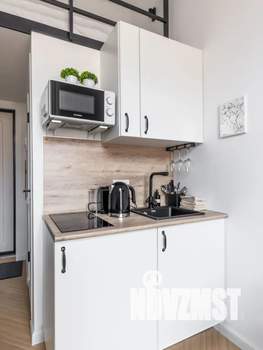 Студия квартира, посуточно, 17м2, 4/4 этаж