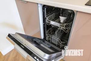 Студия квартира, посуточно, 35м2, 1/4 этаж