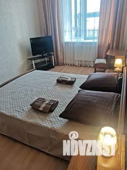 1-к квартира, посуточно, 44м2, 7/25 этаж