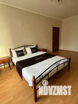 1-к квартира, посуточно, 52м2, 10/19 этаж