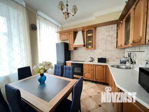 3-к квартира, посуточно, 100м2, 2/5 этаж