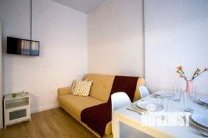 1-к квартира, посуточно, 13м2, 1/1 этаж