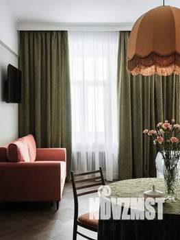 Студия квартира, посуточно, 32м2, 1/5 этаж