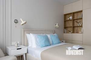 1-к квартира, посуточно, 41м2, 8/20 этаж