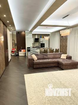 3-к квартира, на длительный срок, 121м2, 6/8 этаж