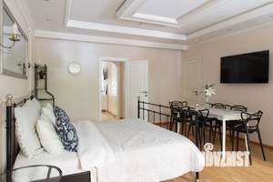 5-к квартира, посуточно, 100м2, 1/4 этаж