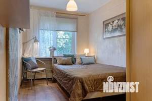 Студия квартира, посуточно, 30м2, 1/5 этаж