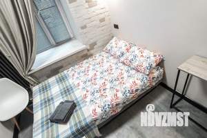 1-к квартира, посуточно, 13м2, 1/1 этаж