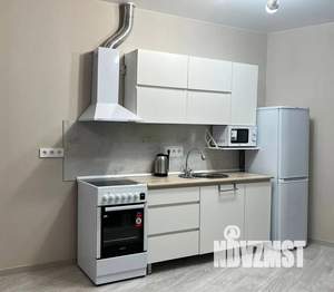 Студия квартира, посуточно, 28м2, 8/13 этаж